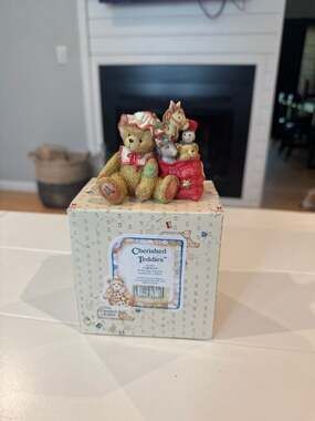 Cherished Teddies Carolyn With Toy Bag Figurine 912921 Vintage 1993